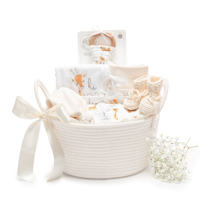 Charley the Giraffe | Organic Baby Gift Basket 7pcs | Gender Neutral