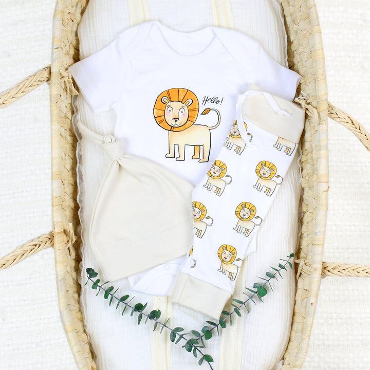 Friendly Lion | Organic Baby Gift Basket 7pcs | Baby Boy