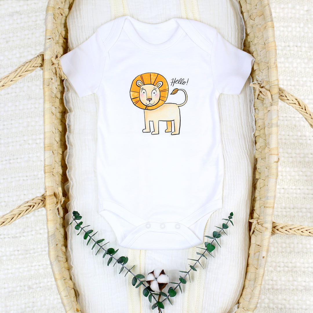 Friendly Lion | Organic Baby Gift Basket 7pcs | Baby Boy